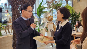 모범기부업소 현판전달 (좋은아침페스츄리&한신플라워)